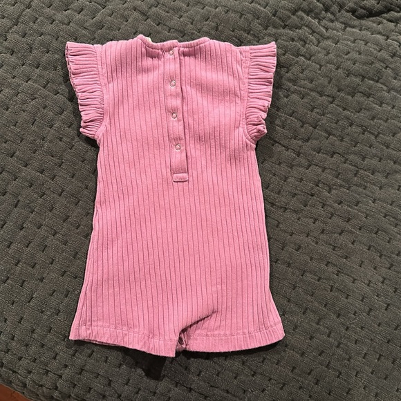 Kate Quinn Ribbed Ruffle One Piece - Picture 4 of 5